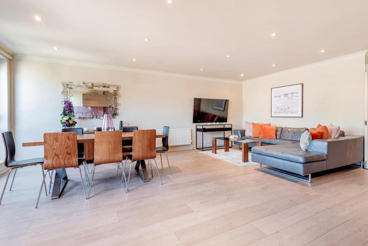 Stunning 3-Bedroom In The Heart Of London With Parking-Hosted By Sweetstay Exterior photo